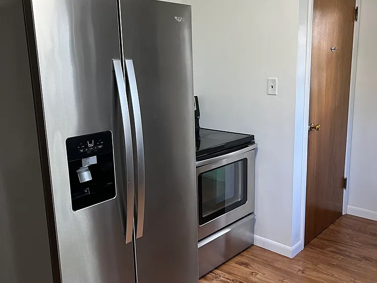 319 Briggs Ave — Photo 7