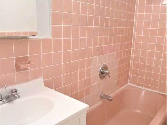5th image of 10905 72nd Ave APT 3K