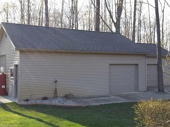 5th image of 15208 Arrowhead Dr
