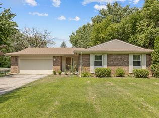 112 Croyden St, Spring Grove, IL 60081