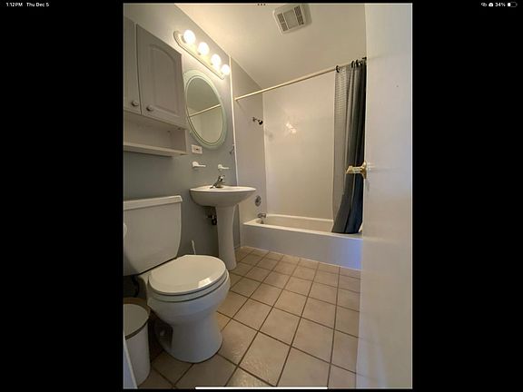 3rd image of 1904 N Seminary Ave APT 101