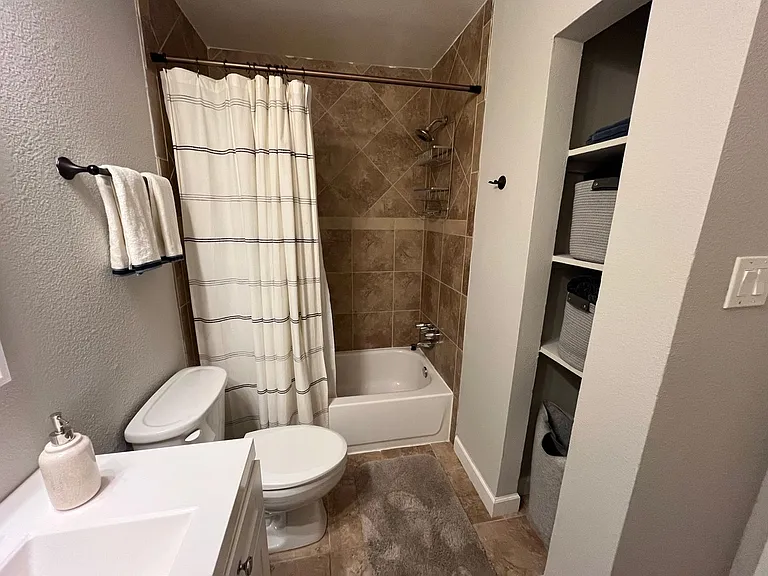 2020 S Congress Ave #2221 — Photo 9