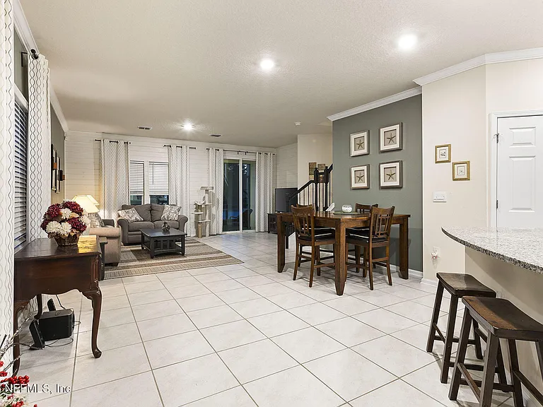 439 Coastline Way — Photo 7