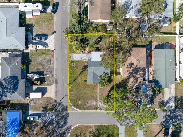 1701 Mississippi Ave NE, Saint Petersburg, FL 33703