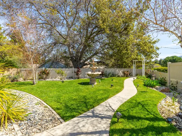 26467 Fairway Cir, Santa Clarita, CA 91321