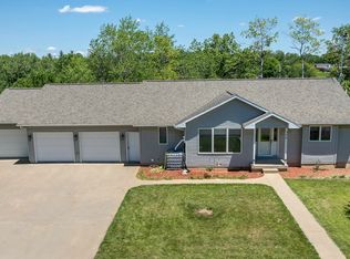 398 Creek Dr, Benton, WI 53803