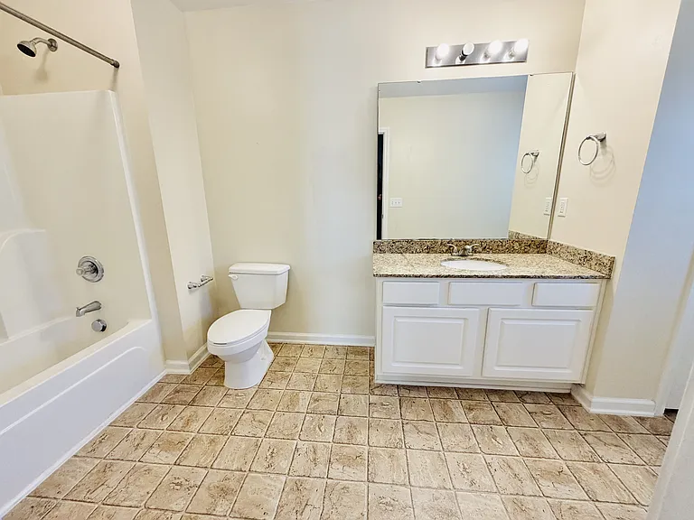 312 Ashmore Ln — Photo 19