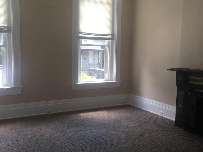 112 Lyon St #2 — Photo 3