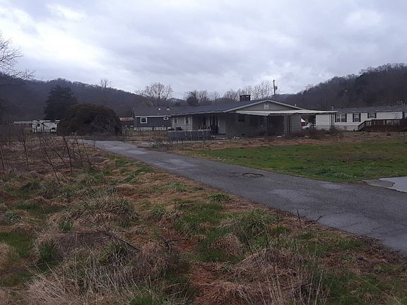 5th image of 146 Weddington Ln