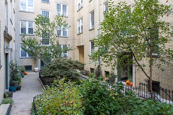 Sold by Corcoran | media 10