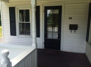19 Swanzey St, Athol, MA 01331