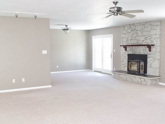 5th image of 1437 23rd Ave