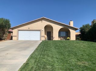 2125 Hillcrest Ave, Rosamond, CA 93560
