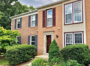 5722 Ridge View Dr, Alexandria, VA 22310