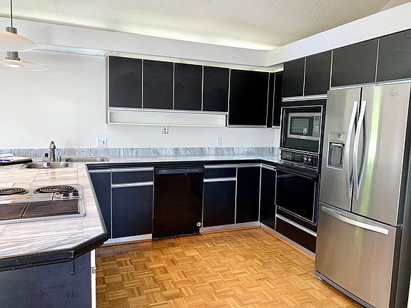 5th image of 13611 SE 56th Pl