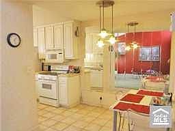 2nd image of 1001 W Stevens Ave Unit 418