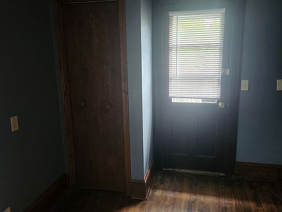 5th image of 1241 6th St E