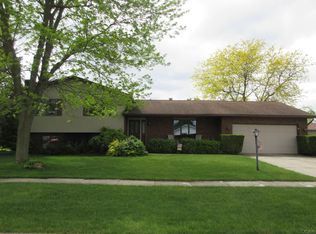 1512 Fox Run, Tecumseh, MI 49286