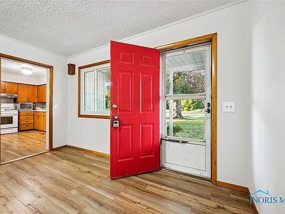 3rd image of 2469 County Road D