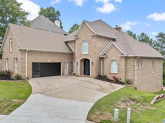 2nd image of 2371 Ridge Trl