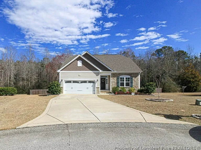 14 Winged Foot Dr — Photo 2