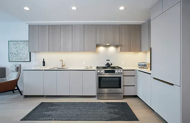 Rented by Apple Realty Group Corp | media 10