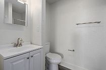 3rd image of 204 E Franklin St #6