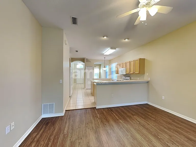 15238 Searobbin Dr — Photo 5