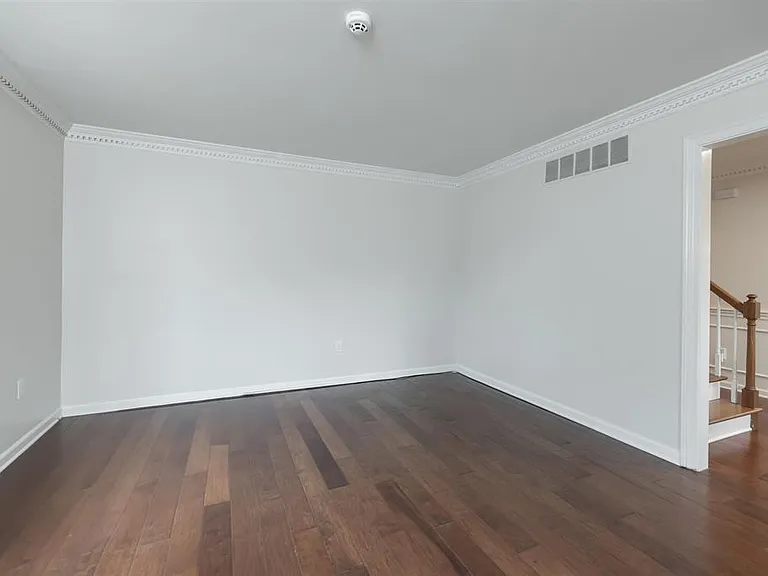 8441 Dogwood Rd — Photo 9