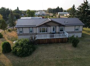 219 1st Ave E, Youngstown, AB T0J3P0