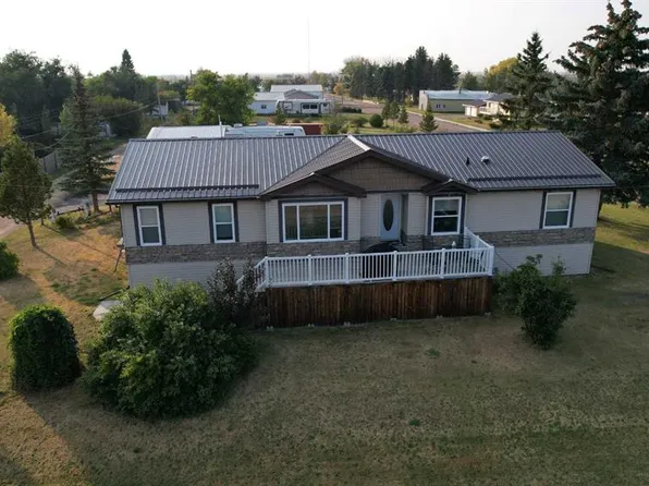 219 1st Ave E, Youngstown, AB T0J 3P0