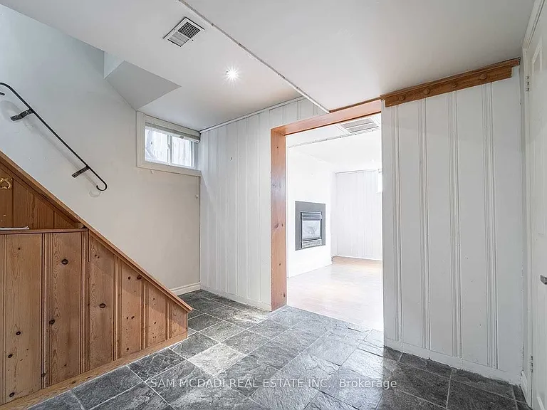 2588 Lundigan Dr #BASEMENT — Photo 10