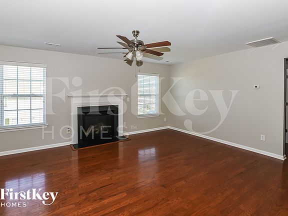2nd image of 1544 Moss Creek Dr