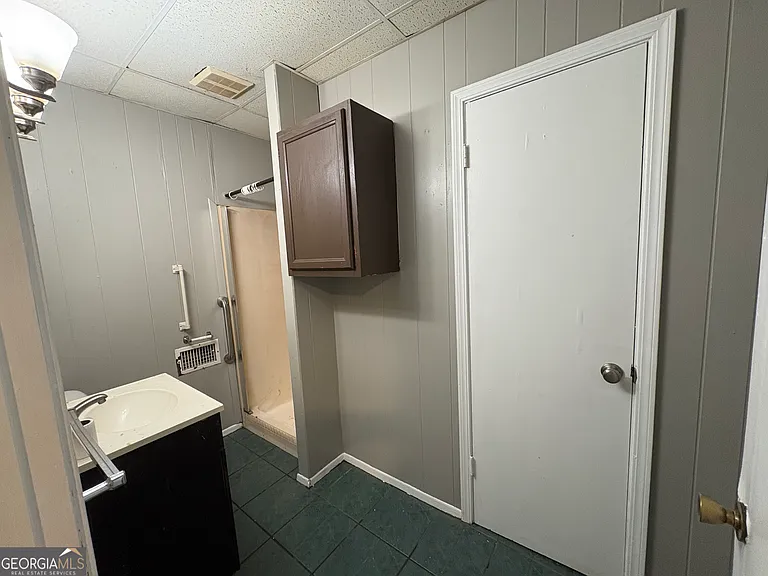 207 Reynolds St NE #3C — Photo 6