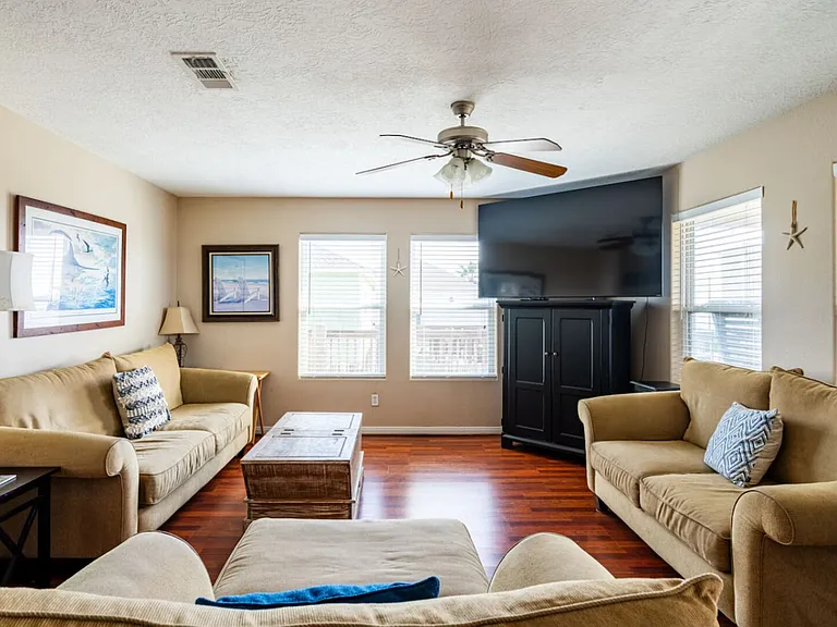 Sandollar Cir — Photo 23