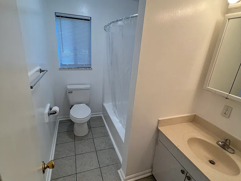 104 Hilltop Rd #3 — Photo 8