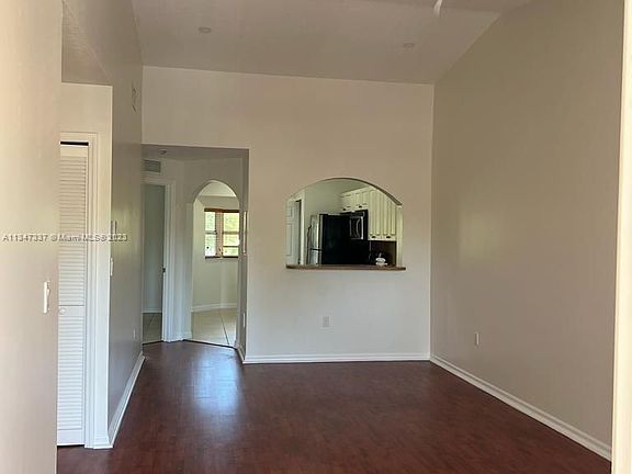 5th image of 1301 SE 28th Ln #20442