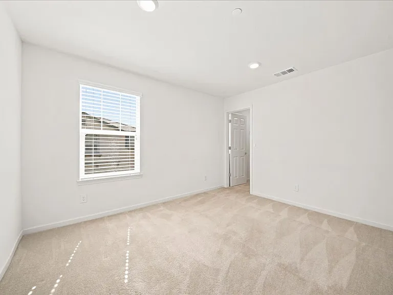 15 Bannock Glen Pl — Photo 24