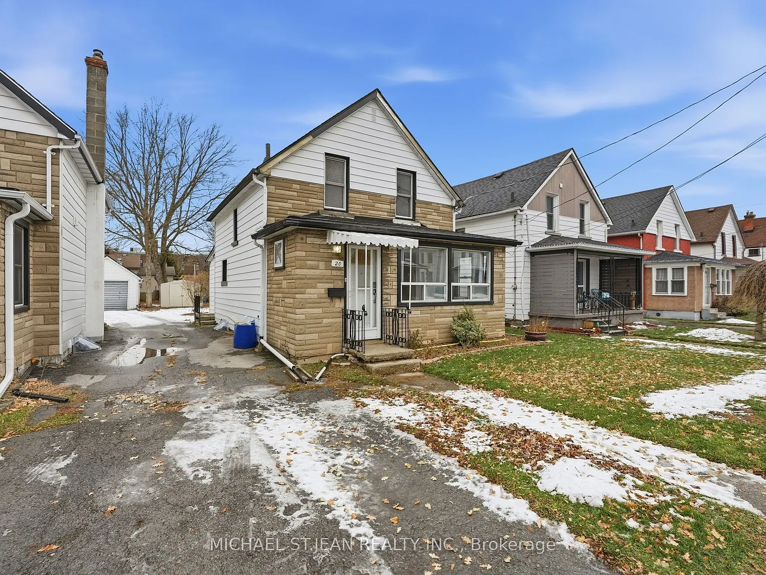 3 bed, $2,200 — Photo 3