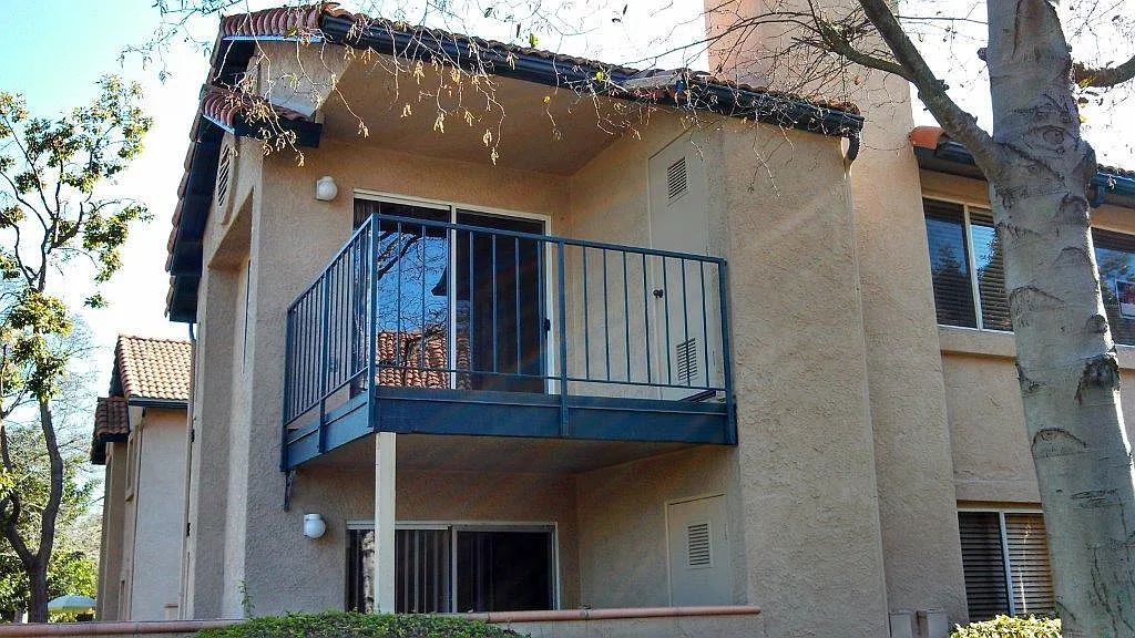 11337 Avenida De Los Lobos — Photo 1