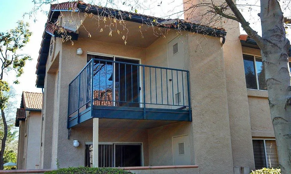 11337 Avenida De Los Lobos #G