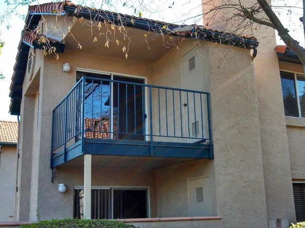 11337 Avenida De Los Lobos APT G, San Diego, CA 92127