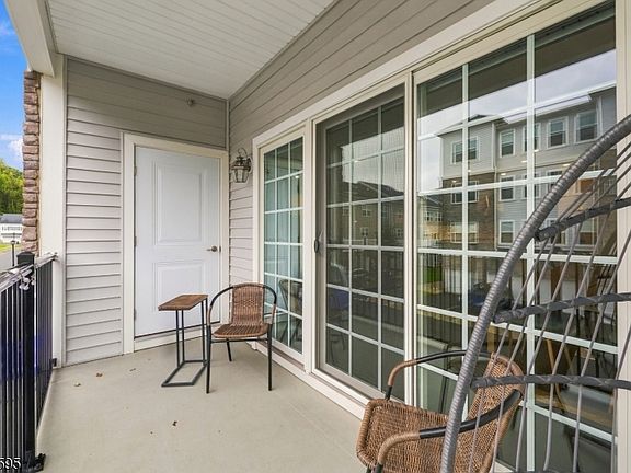 3rd image of 11 Veterans Way #121
