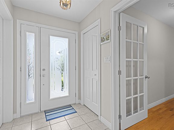 5th image of 21 Cedarcrest Dr