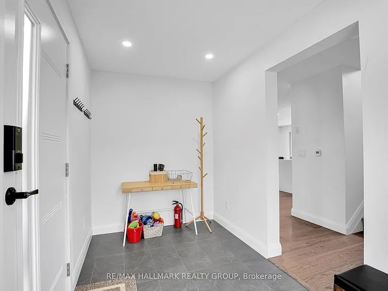 165 Knapp St — Photo 6
