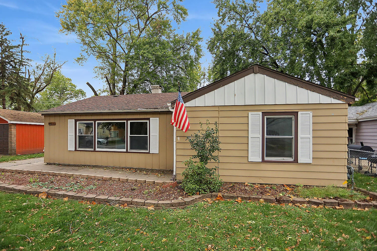 16846 Orchard Ridge Ave photo 1