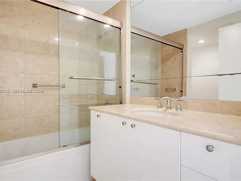 901 Brickell Key Blvd #609 — Photo 11