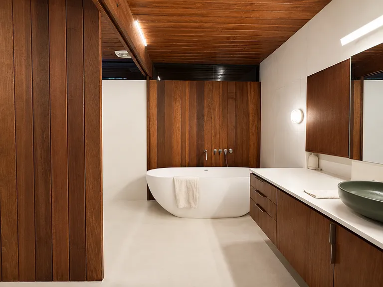 Master bathroom with large bathtub _ A. Quincy Jones, 1951