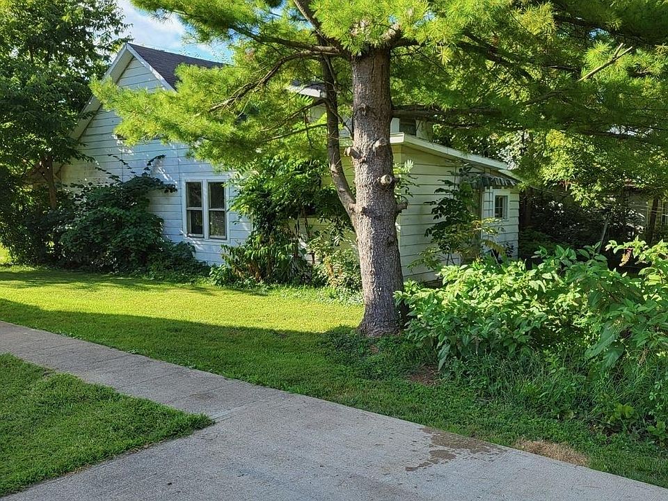 1st image of 644 N West St