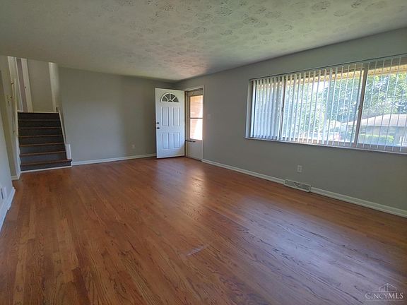 5th image of 3297 Harry Lee Ln